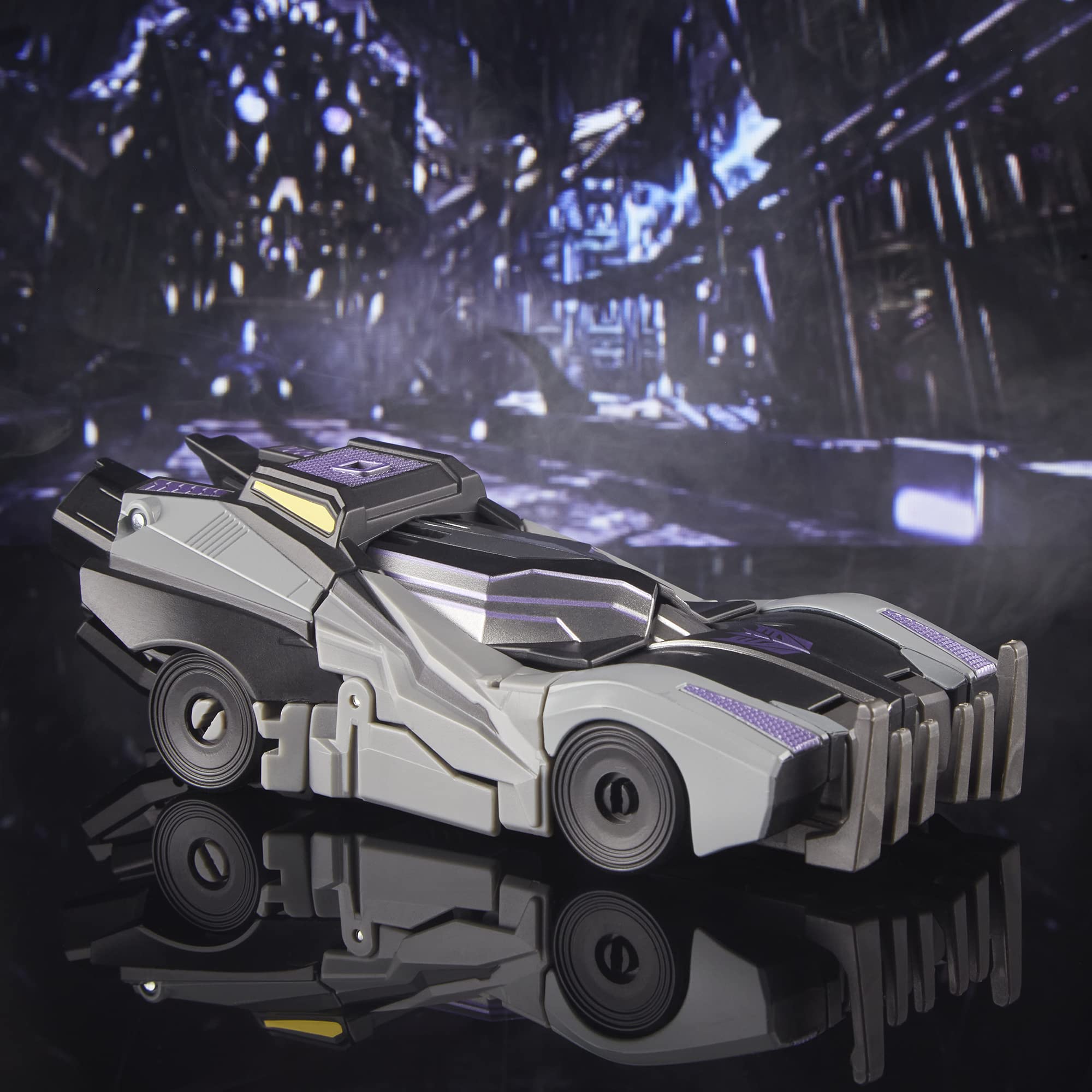 Transformers Studio Series 02 Barricade action figure 11 cm