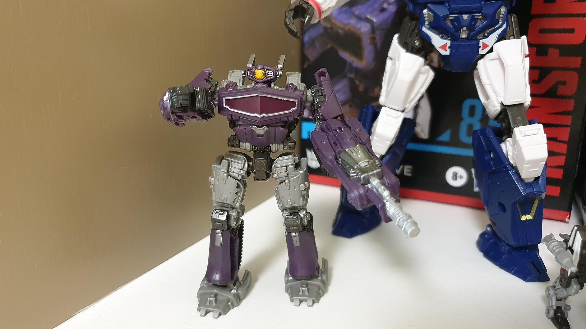 Transformers Studio Series Shockwave action figure veicolo 8,5 cm