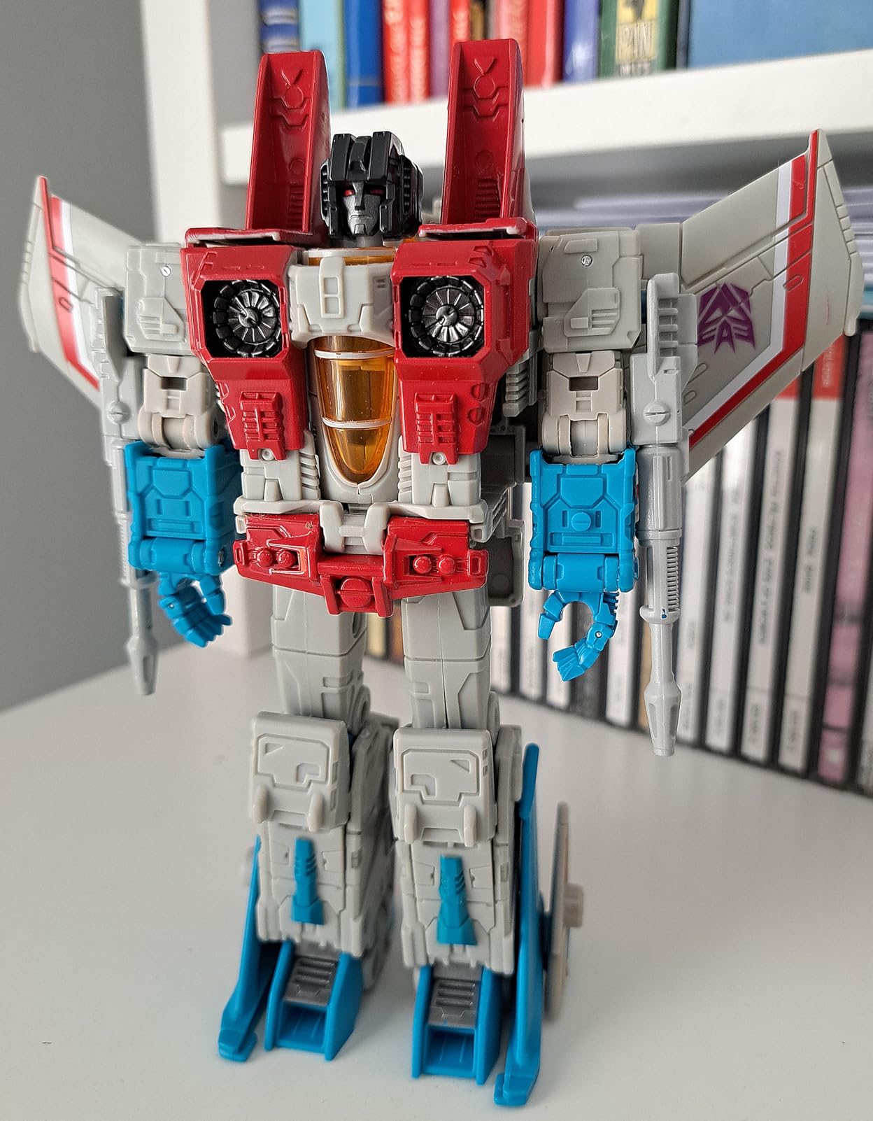 Transformers Studio Series 86-12 Starscream action figure 21,5 cm
