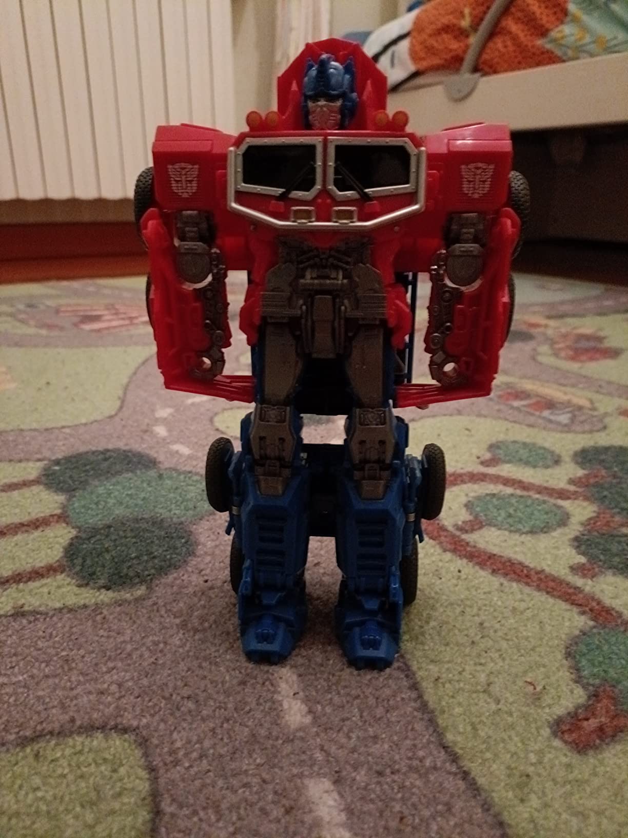Transformers Cyberverse Optimus Prime smash changer 22,5 cm camion