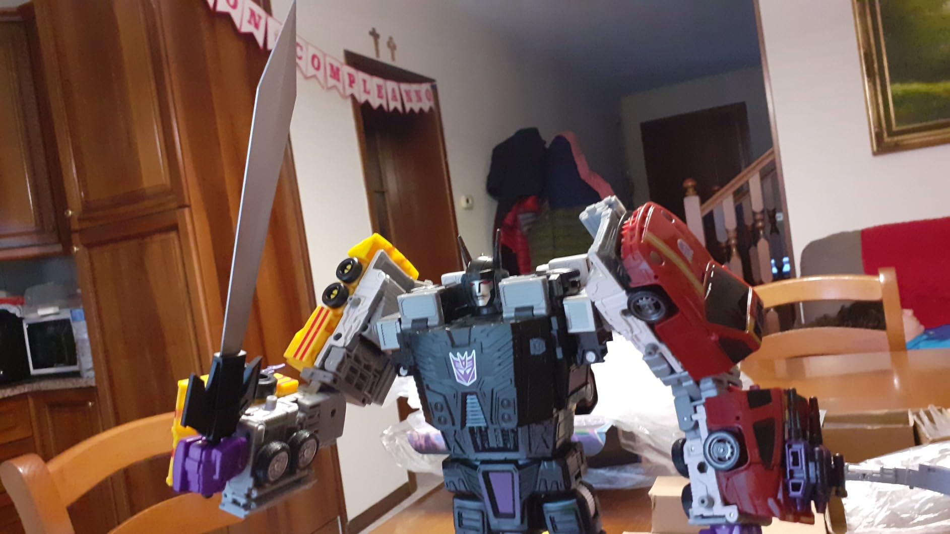Transformers Legacy Motormaster action figure camion 33 cm combinabile