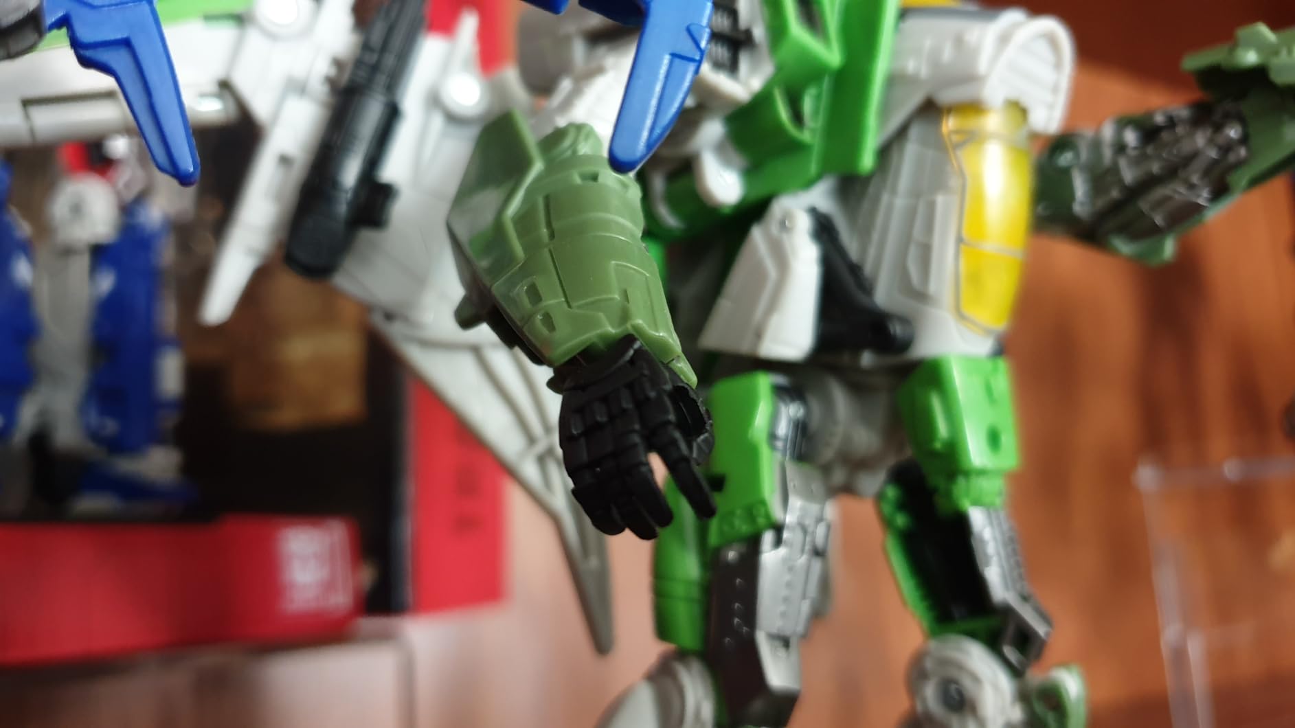 Transformers Studio Series 76 Thrust action figure 16,5 cm