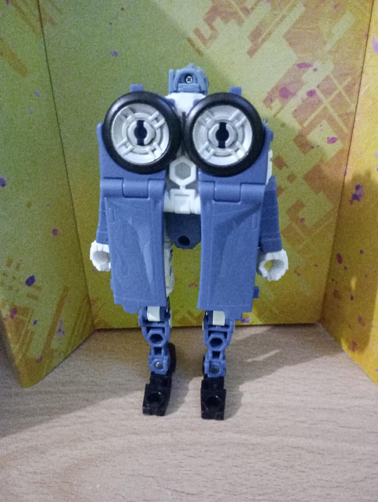 Transformers Legacy United Side Burn Deluxe action figure 14 cm
