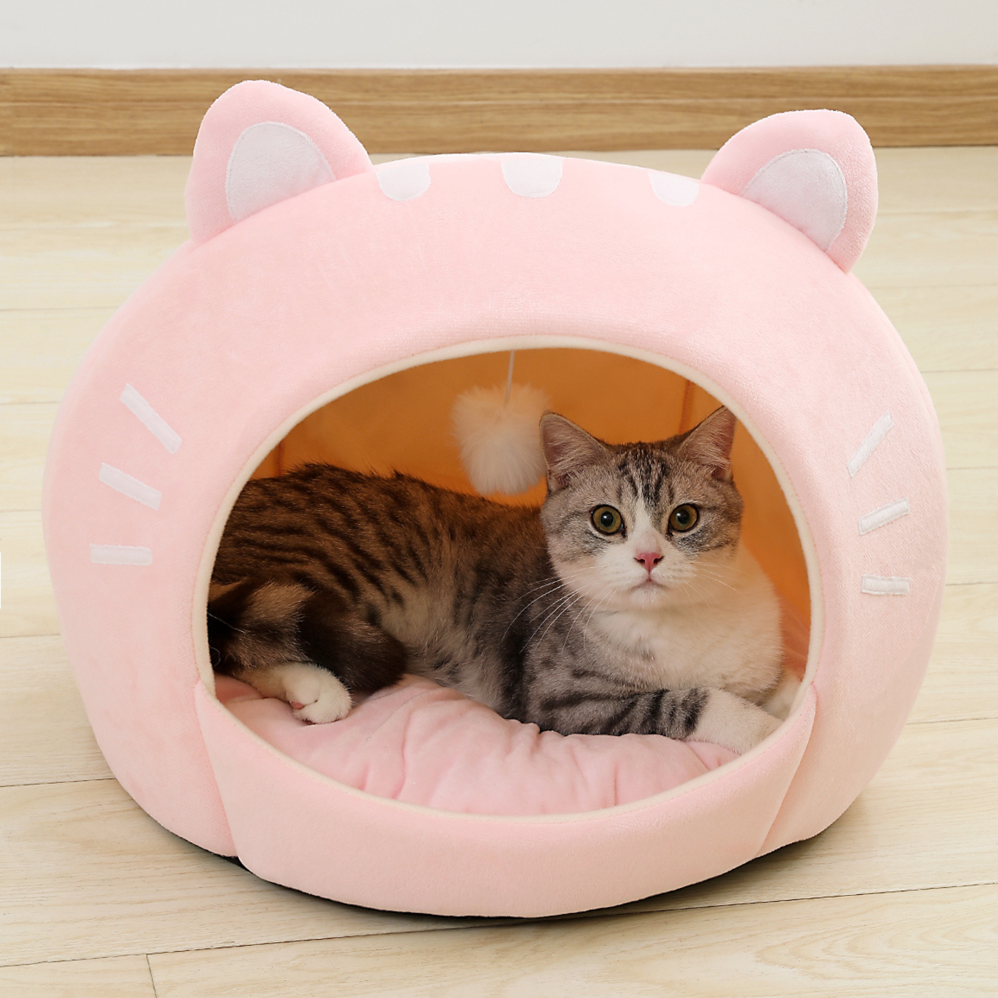 ToyalFriends Pet Beds Pink Cat Shape cuccia gatto rosa M 36cm