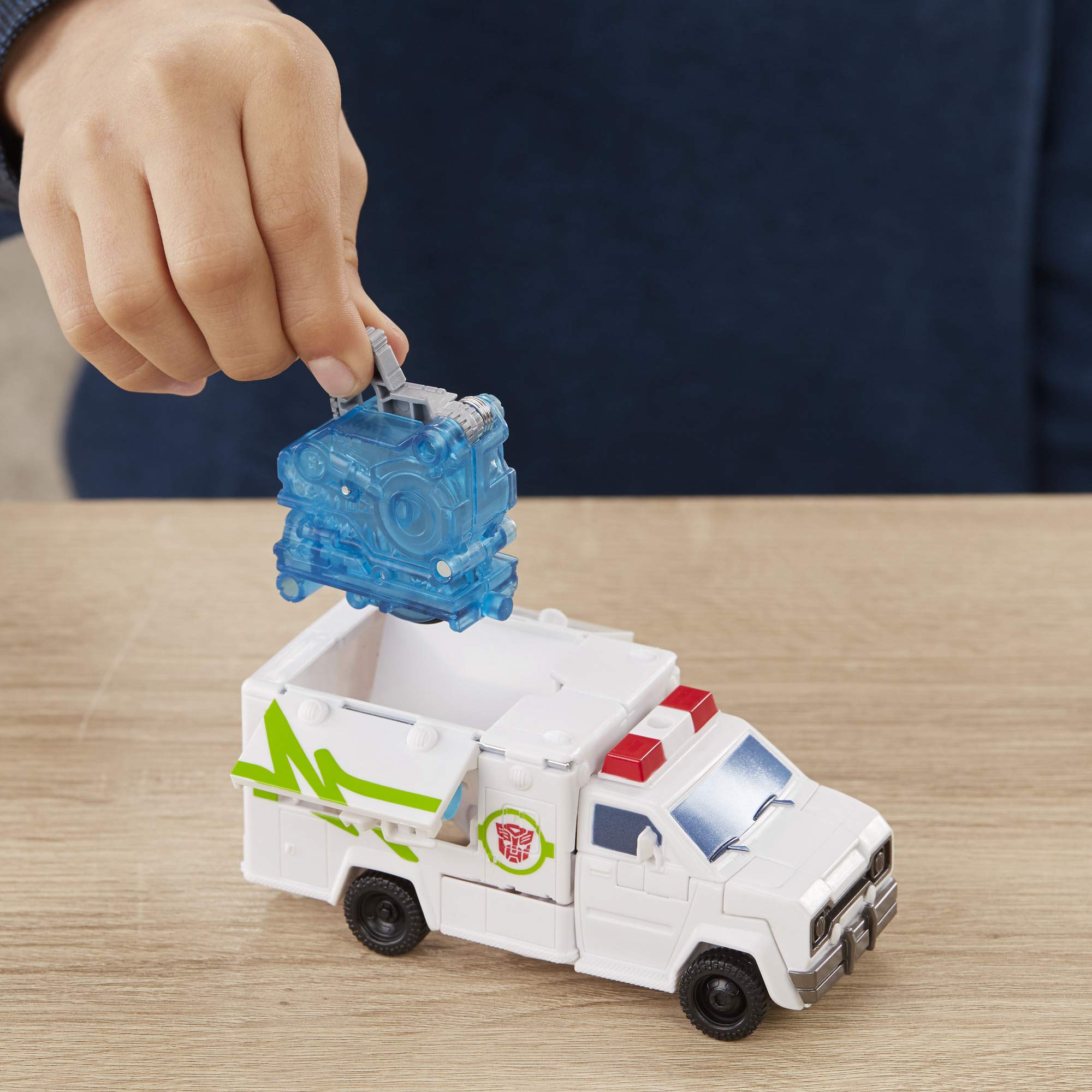 Transformers Energon Igniters Ratchet Action Figure 12,7 cm Ambulanza