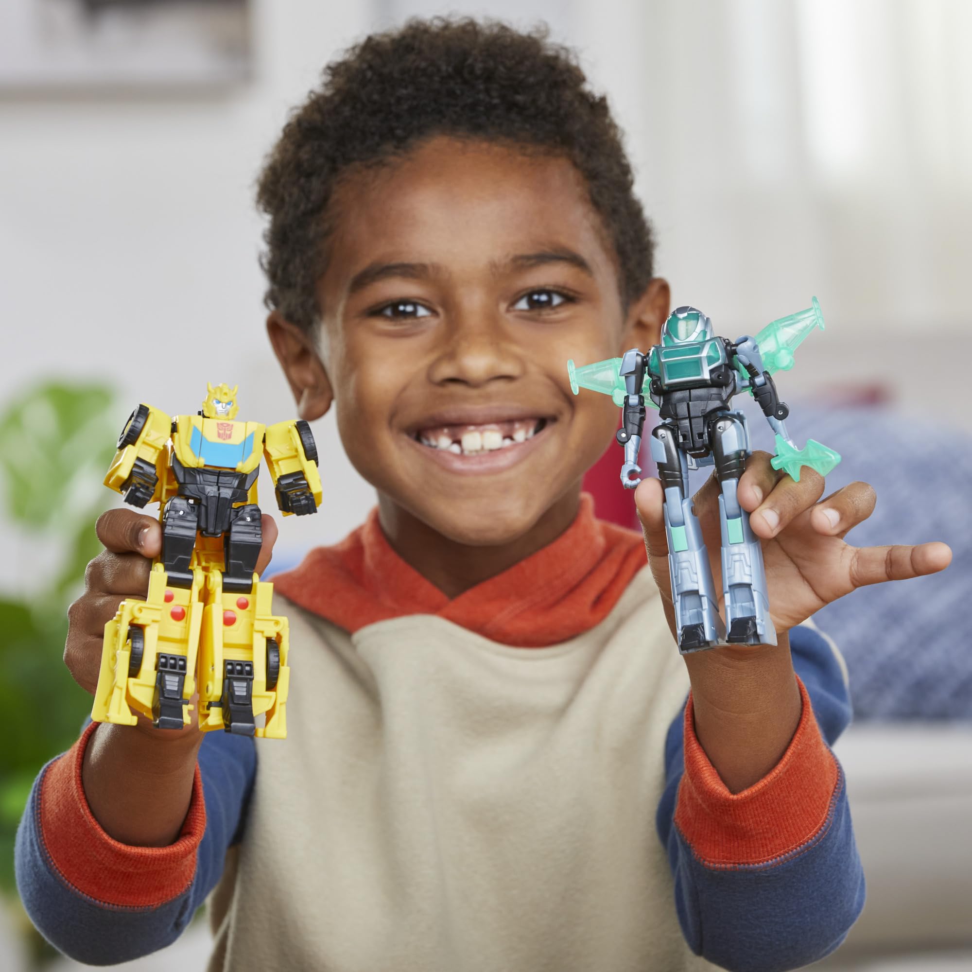 Transformers EarthSpark Bumblebee Mo Malto action figure 12,5 cm auto