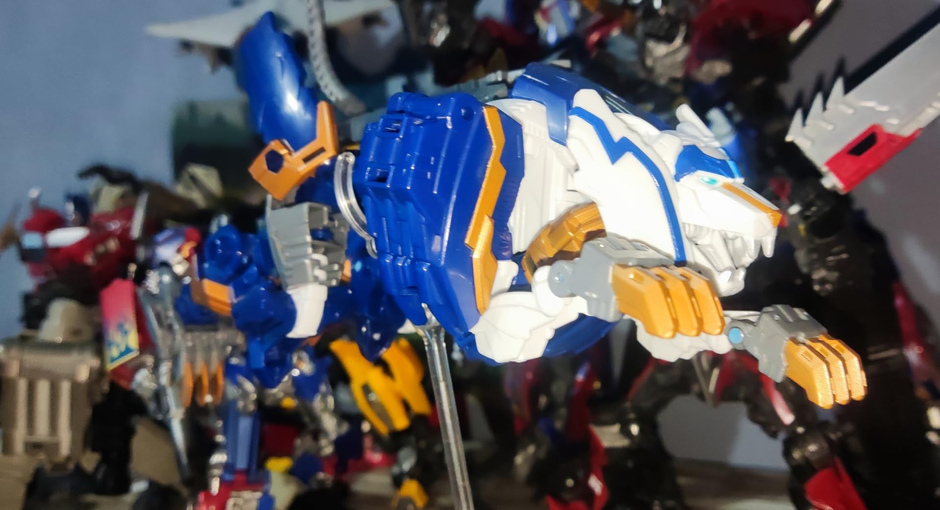 Transformers Legacy Thundertron Action Figure 17,5 cm Leone