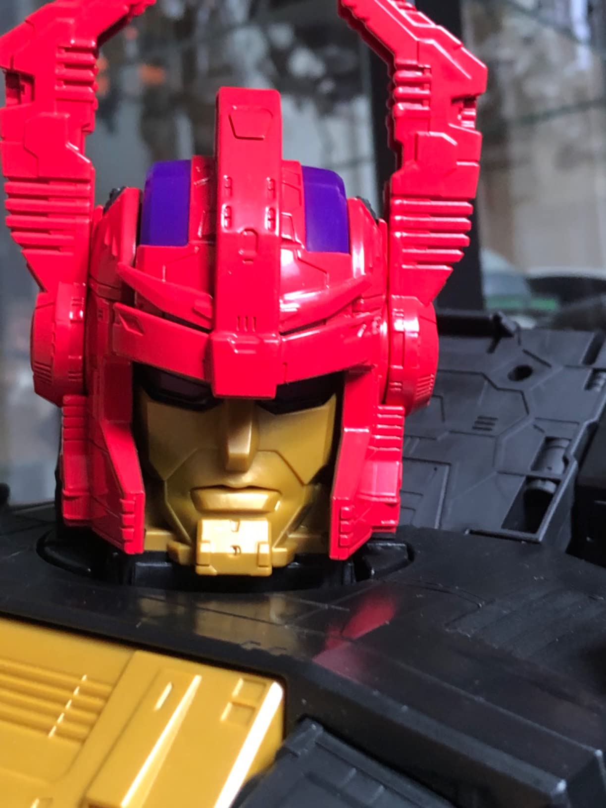 Transformers Generations Selects Black Zarak action figure 53,3 cm