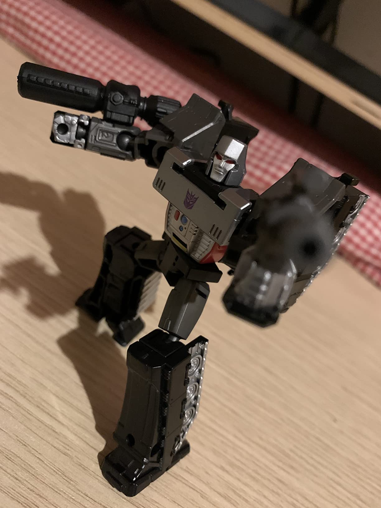 Transformers Kingdom WFC-K13 Megatron action figure 8,5 cm