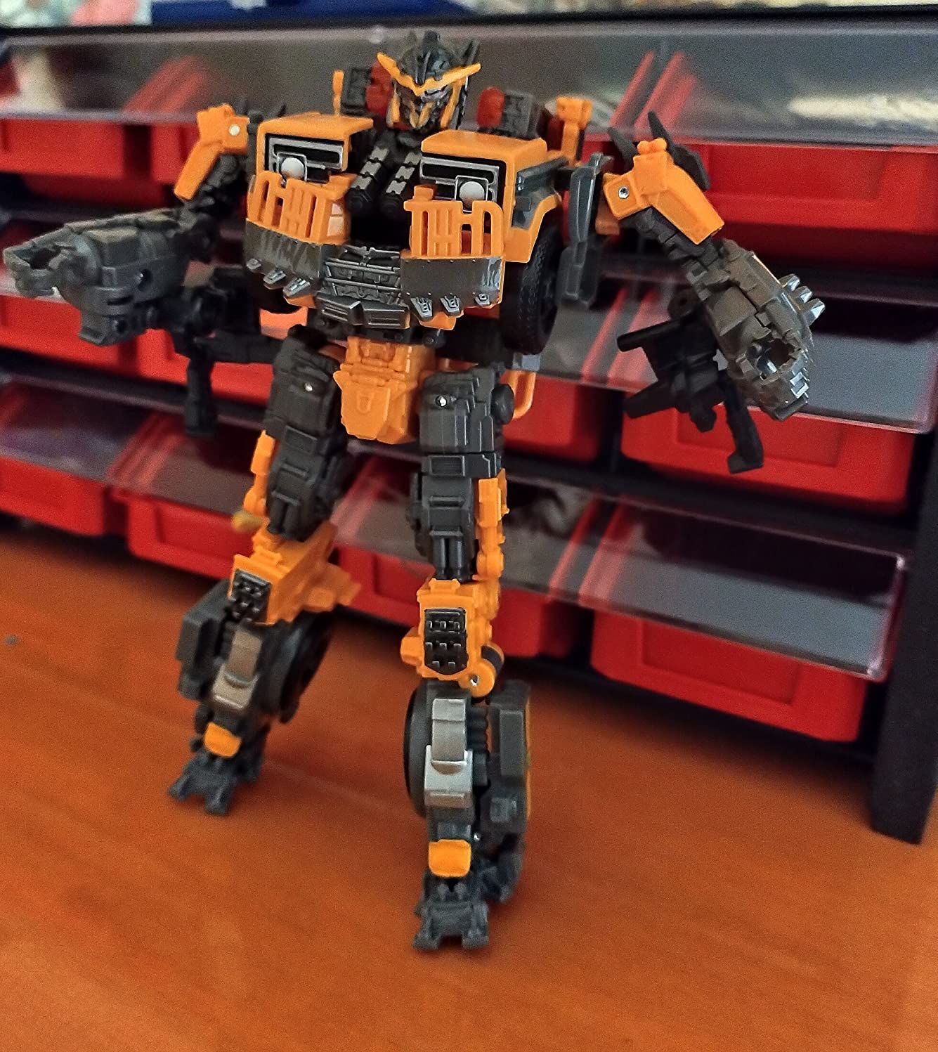 Transformers Studio Series Battletrap 99 action figure Voyager