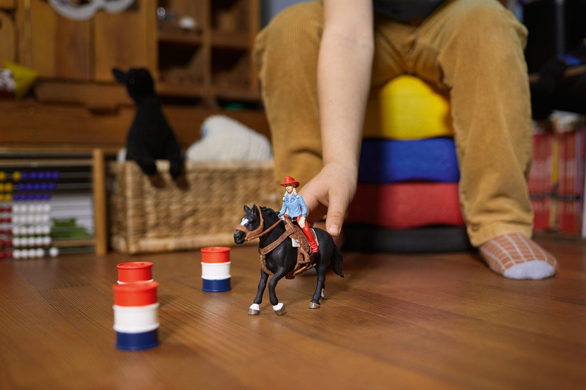 Schleich Horse Club Barrel Racing playset cowgirl 42576