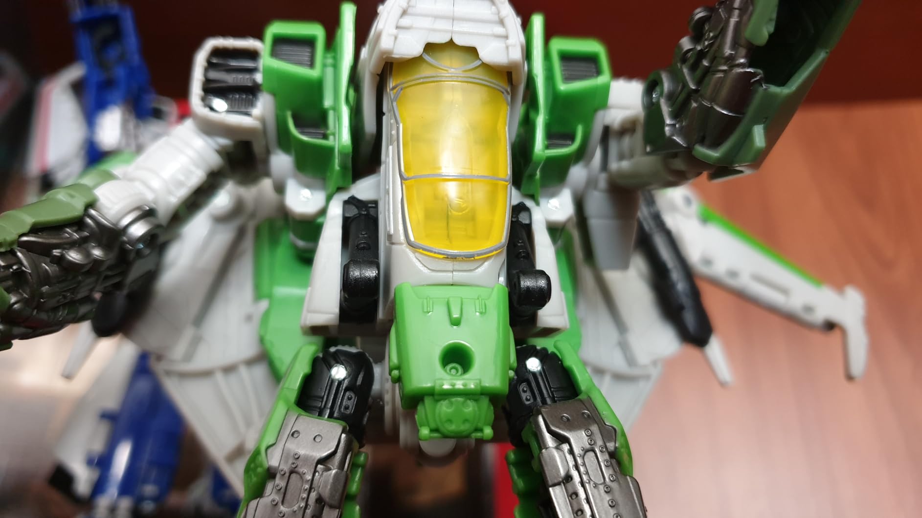 Transformers Studio Series 76 Thrust action figure 16,5 cm