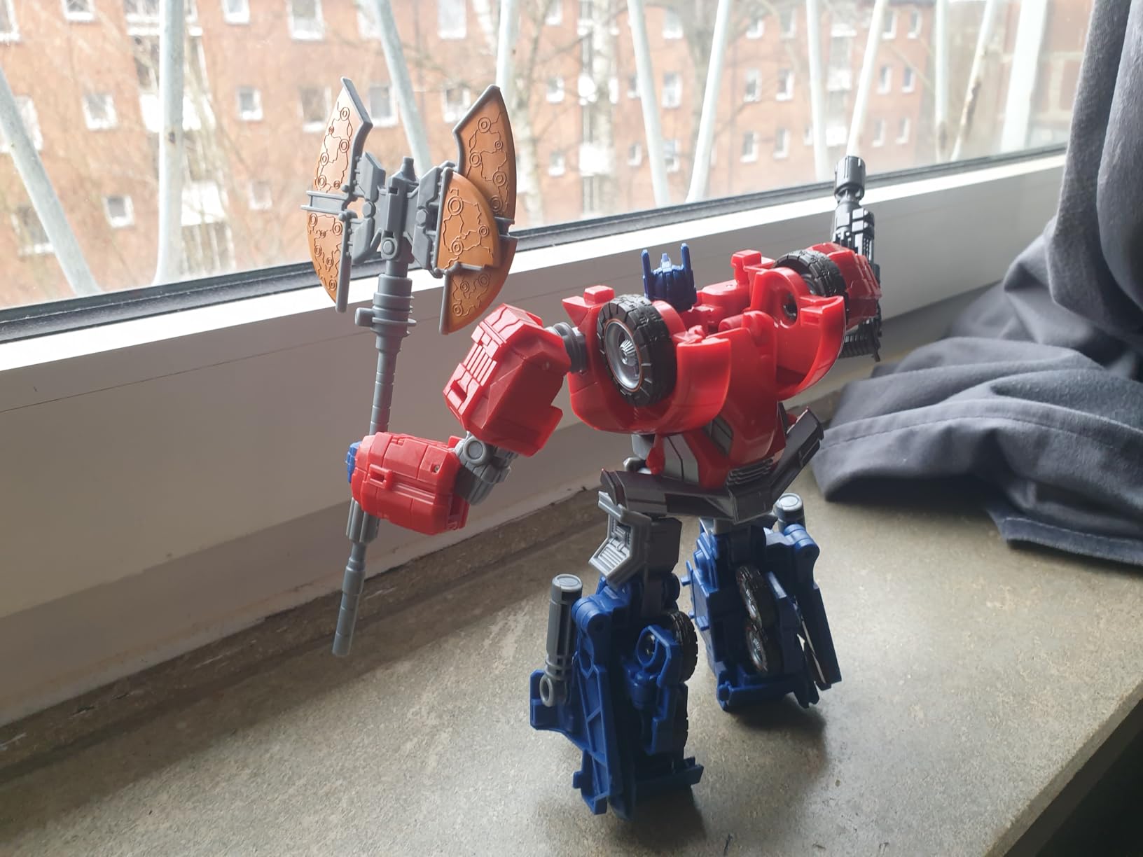 Transformers Studio Series Optimus Prime action figure 16,5 cm camion