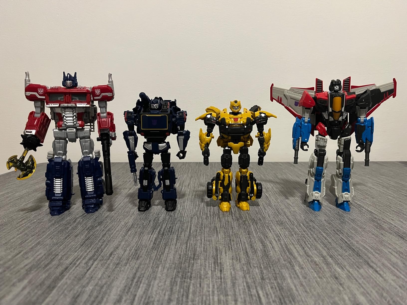 Transformers Generations Rise Starscream Bumblebee 2 Pack
