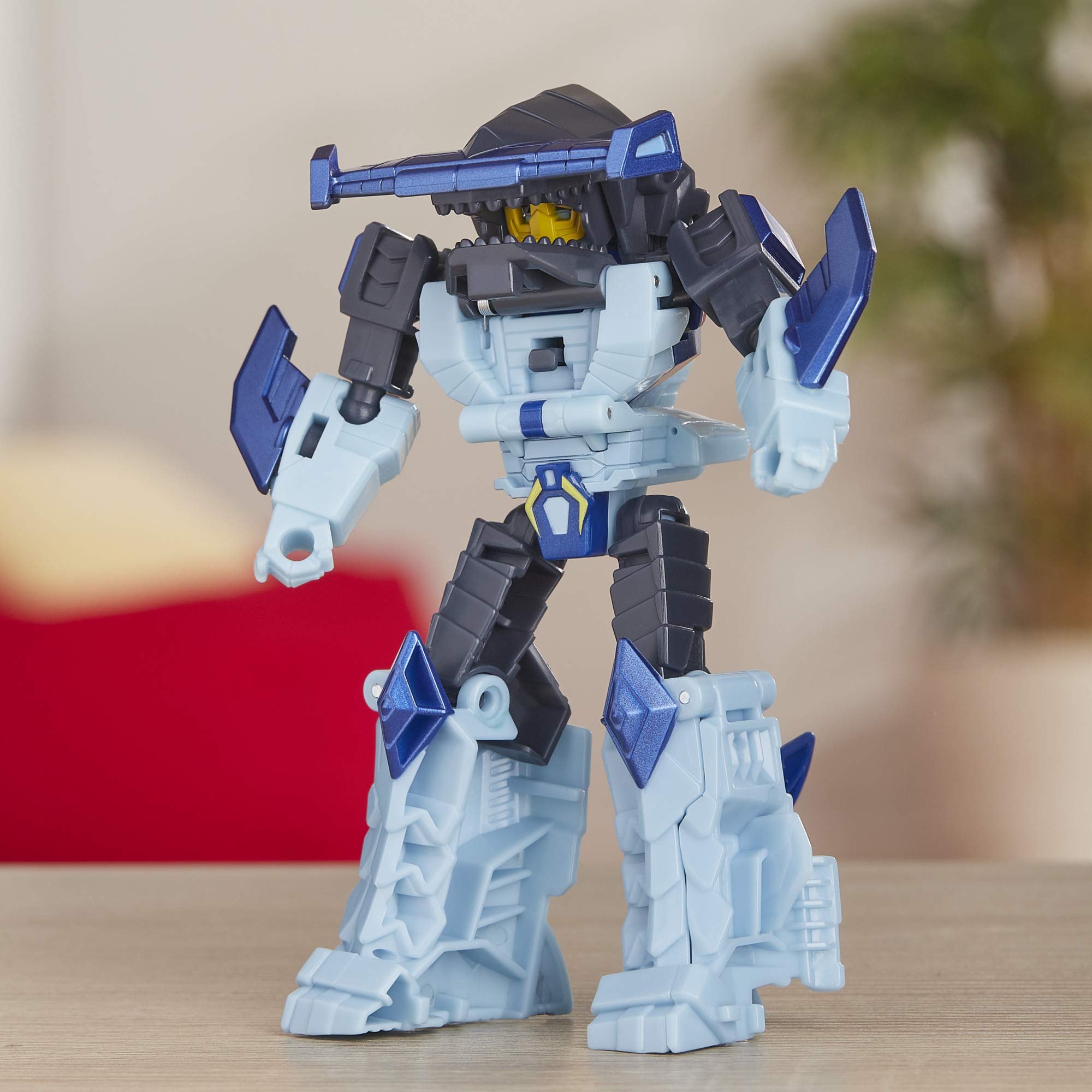 Transformers Cyberverse Hammerbyte action figure 13,7 cm squalo