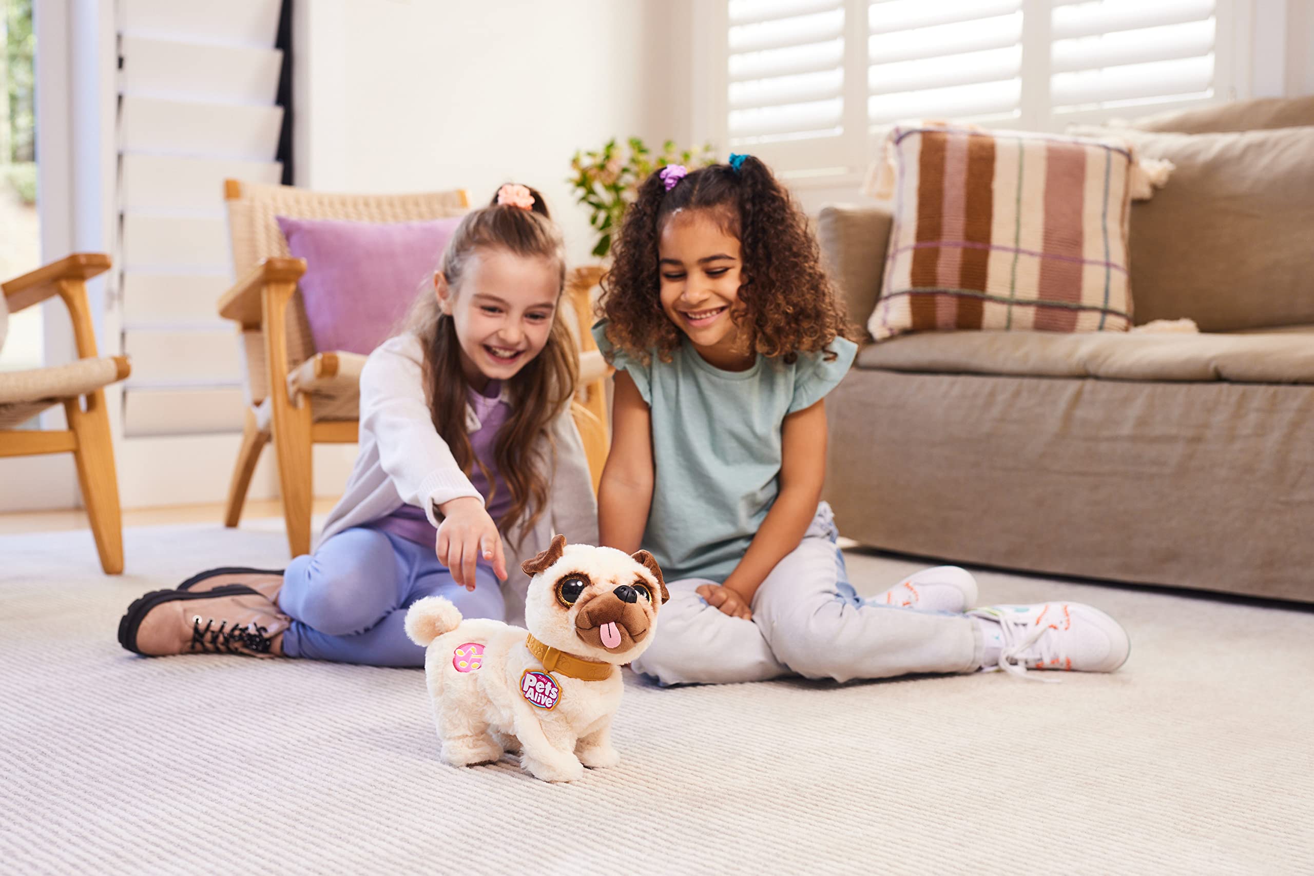 Pets Alive Poppy Pug peluche interattivo ballerino danzante