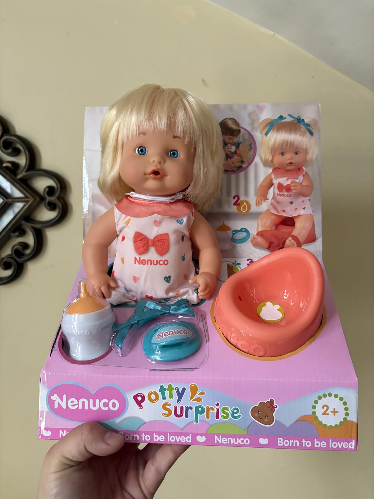 Nenuco Vasino Sorpresa NFNB2000 bambola 25 cm bionda