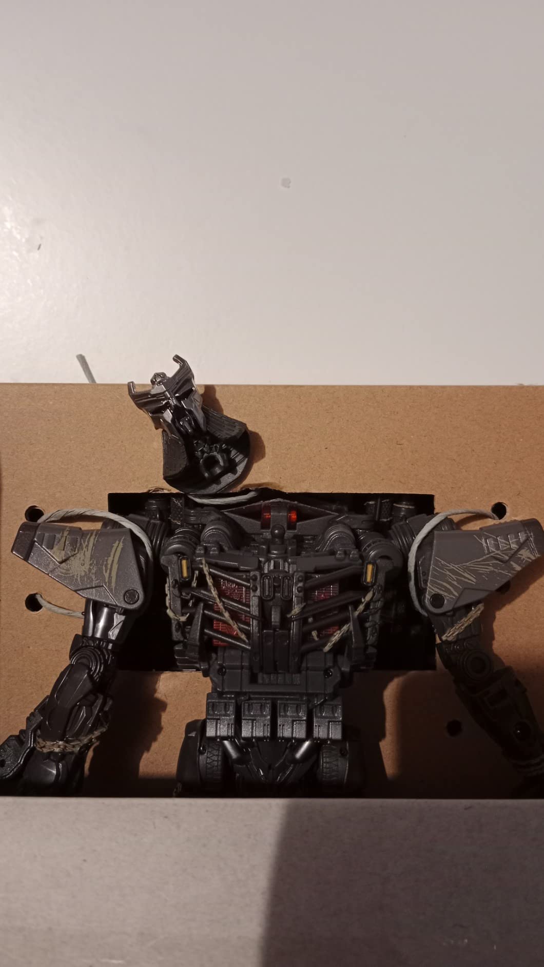Transformers Studio Series 101 Scourge Leader action figure 21,5 cm