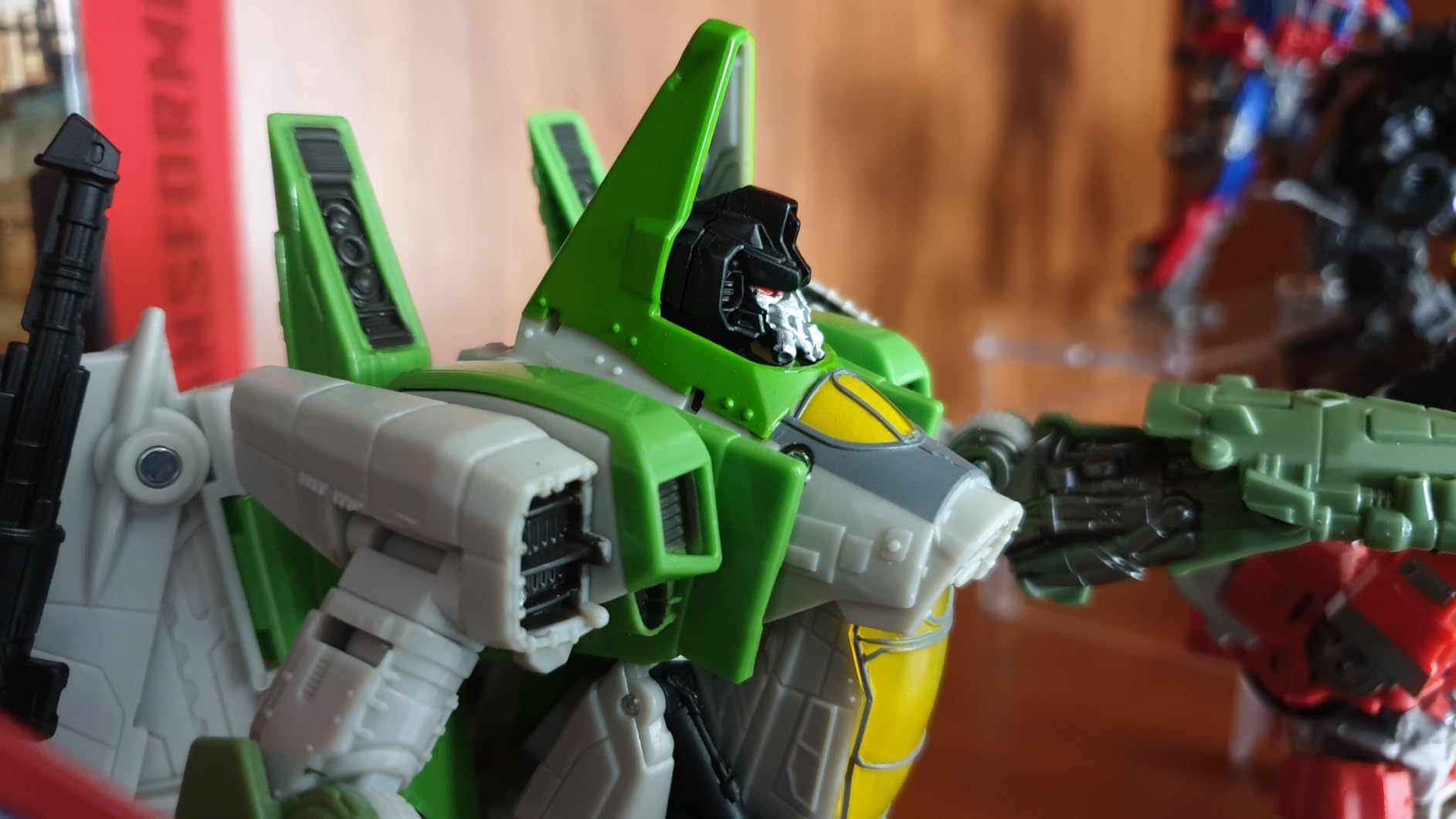 Transformers Studio Series 76 Thrust action figure 16,5 cm