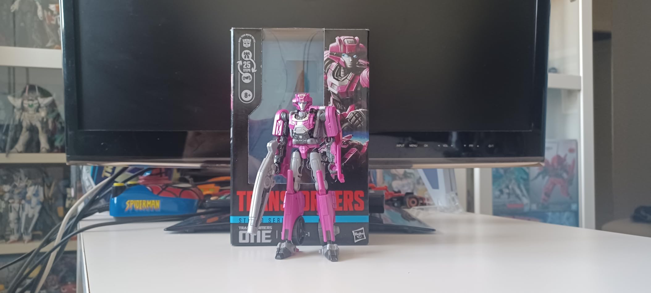 Transformers Studio Series Elita 1 Action Figure Deluxe