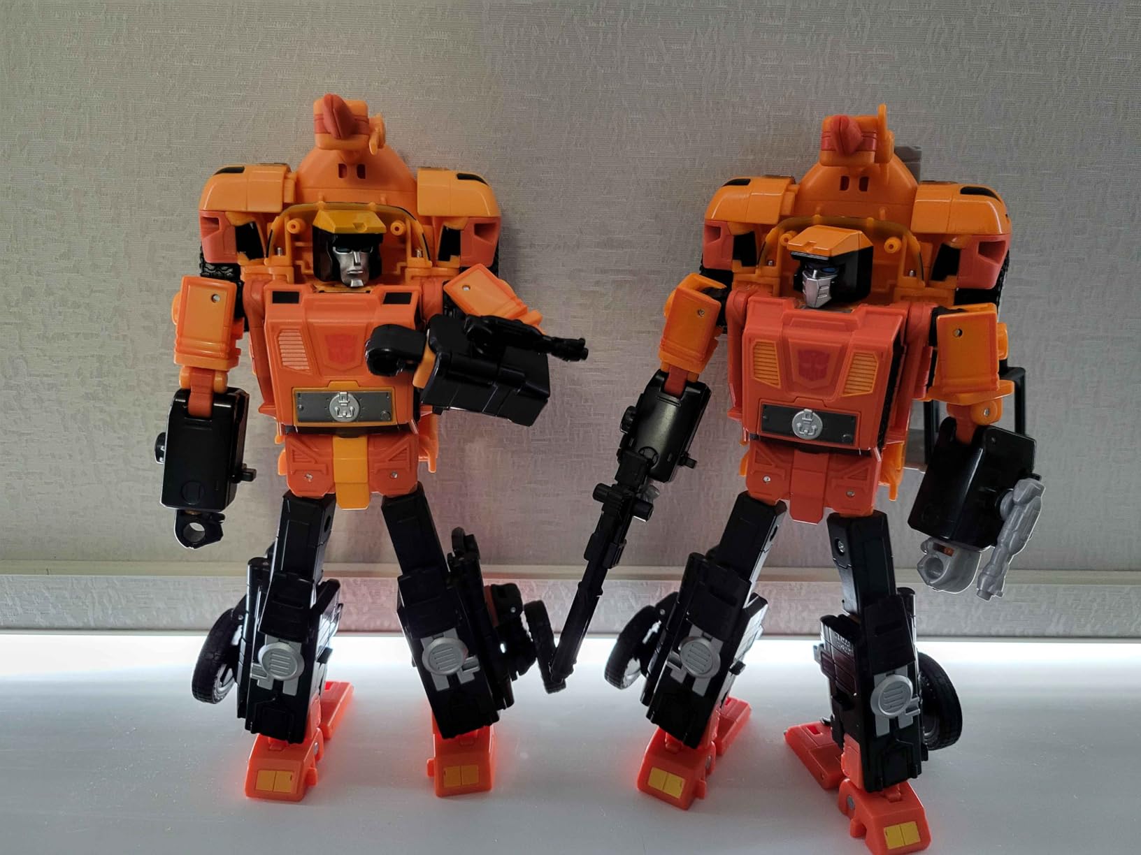 Transformers Age of Primes Sandstorm Slugslinger action figure 2 pack