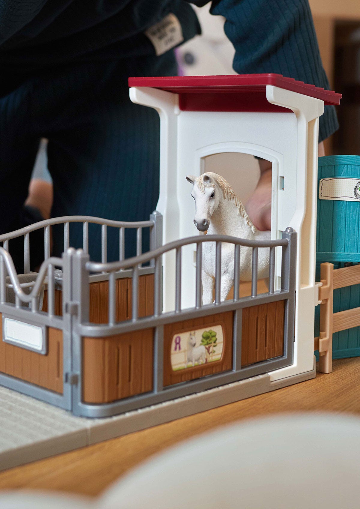 Schleich Horse Club Box dei Cavalli 42569 stalla giocattolo