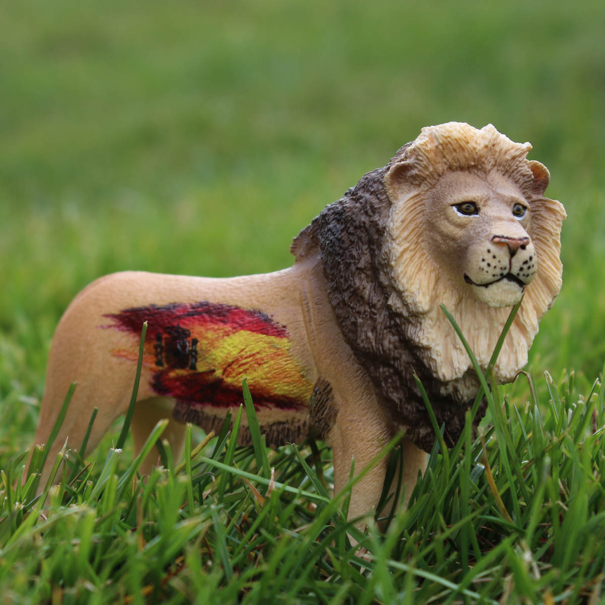 Schleich WILD LIFE Leone Spagna action figure rosso giallo