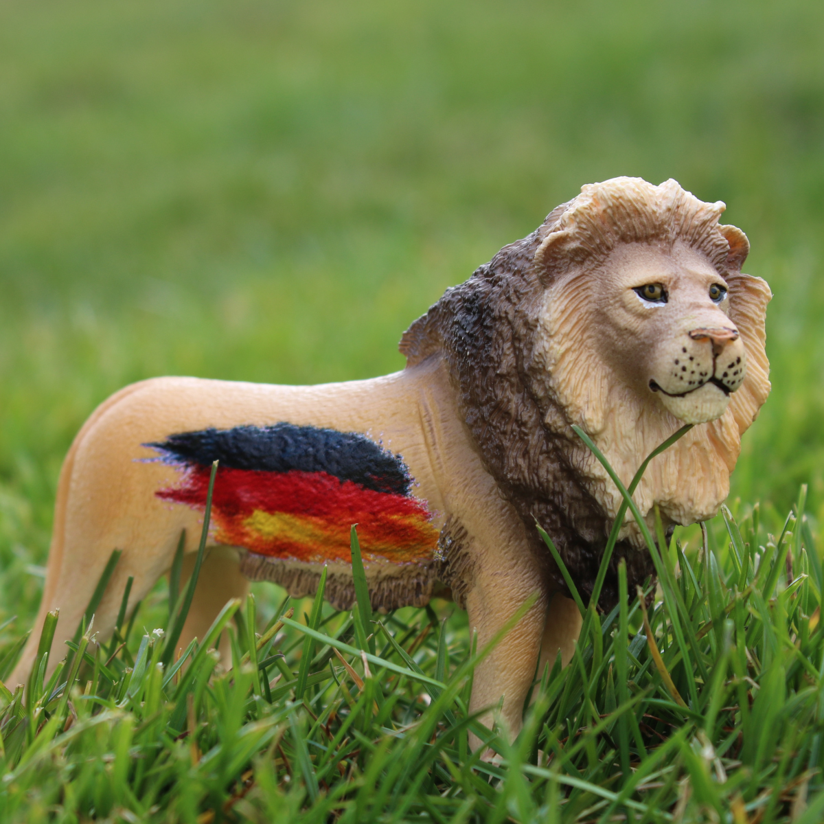 Schleich Wild Life Leone Germania Figura Edizione Speciale